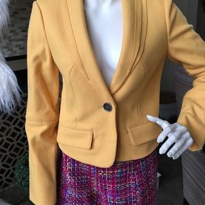 Yellow crop wool blazer